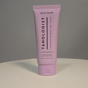 Tanologist Daily Glow Hydrating Gradual Tan Lotion